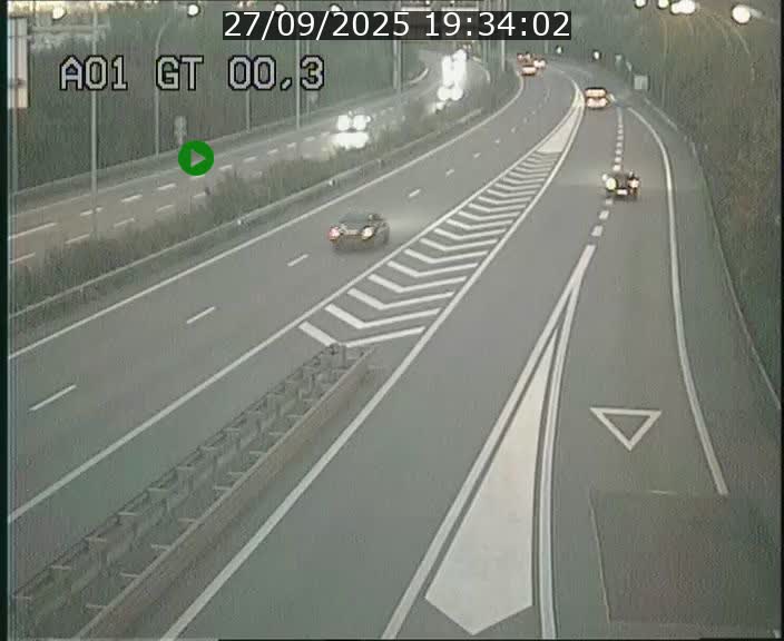 <h2>Traffic live webcam Luxembourg Croix de Gasperich - A1 direction Kirchberg - BK 0.3</h2>