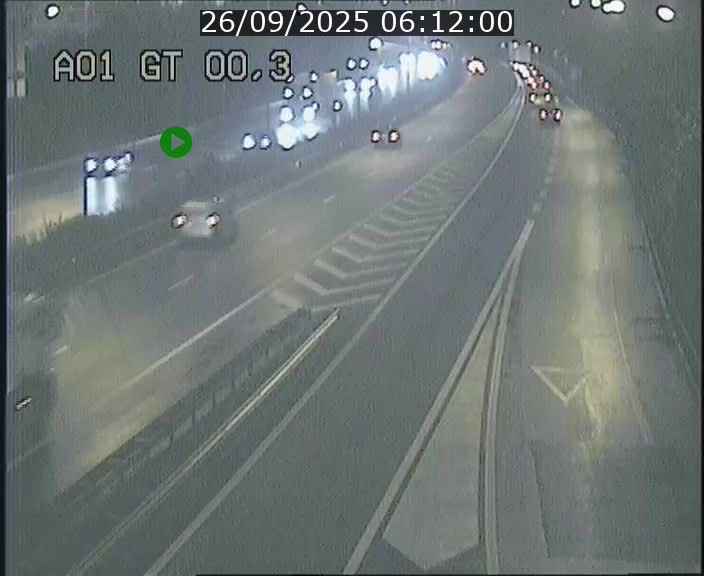 <h2>Traffic live webcam Luxembourg Croix de Gasperich - A1 direction Kirchberg - BK 0.3</h2>