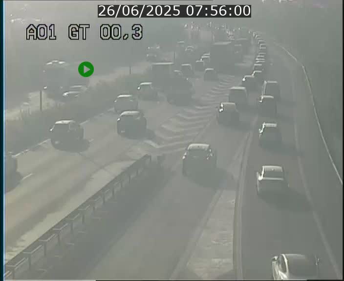 <h2>Traffic live webcam Luxembourg Croix de Gasperich - A1 direction Kirchberg - BK 0.3</h2>