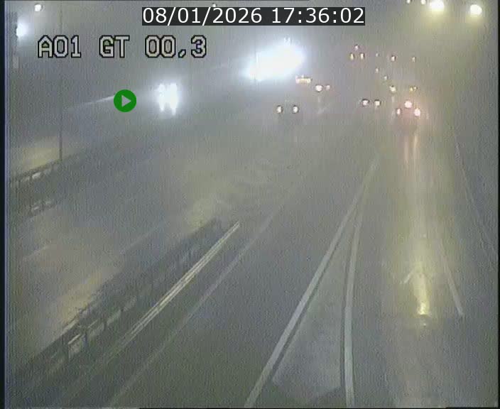 <h2>Traffic live webcam Luxembourg Croix de Gasperich - A1 direction Kirchberg - BK 0.3</h2>