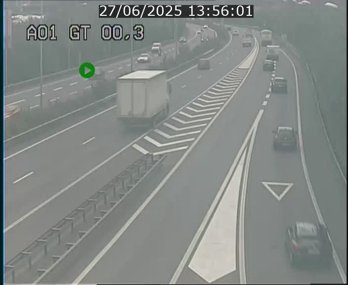 <h2>Traffic live webcam Luxembourg Croix de Gasperich - A1 direction Kirchberg - BK 0.3</h2>