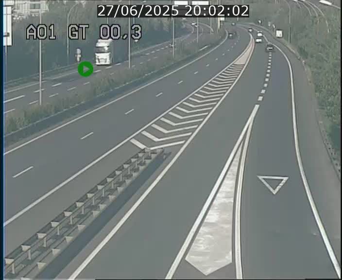 <h2>Traffic live webcam Luxembourg Croix de Gasperich - A1 direction Kirchberg - BK 0.3</h2>