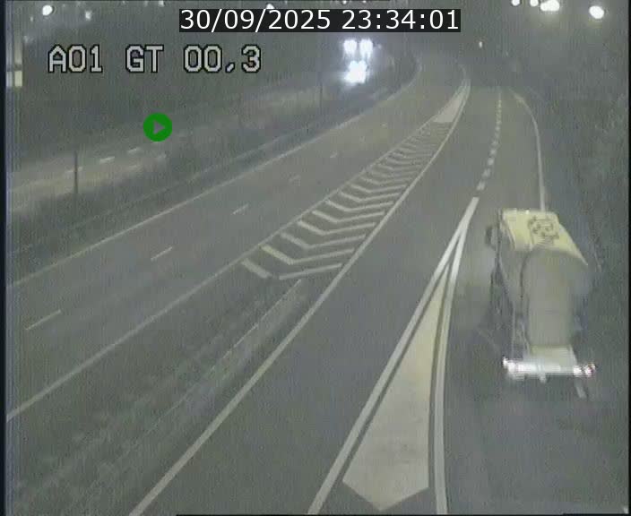 <h2>Traffic live webcam Luxembourg Croix de Gasperich - A1 direction Kirchberg - BK 0.3</h2>