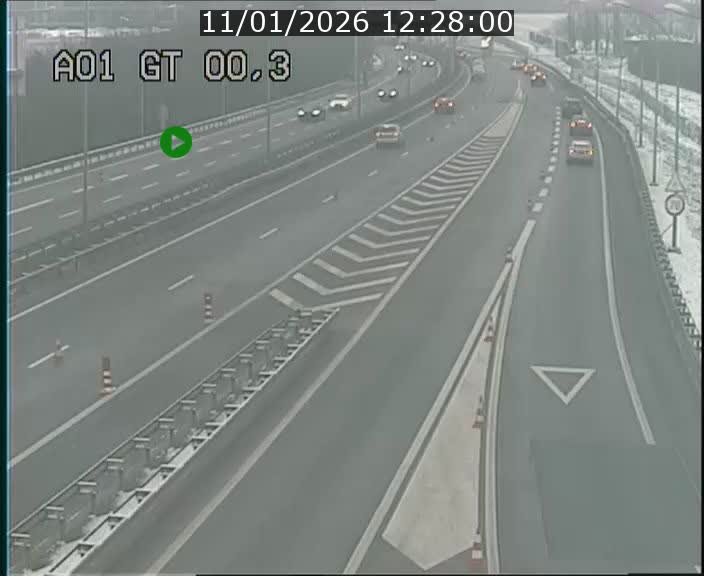 <h2>Traffic live webcam Luxembourg Croix de Gasperich - A1 direction Kirchberg - BK 0.3</h2>