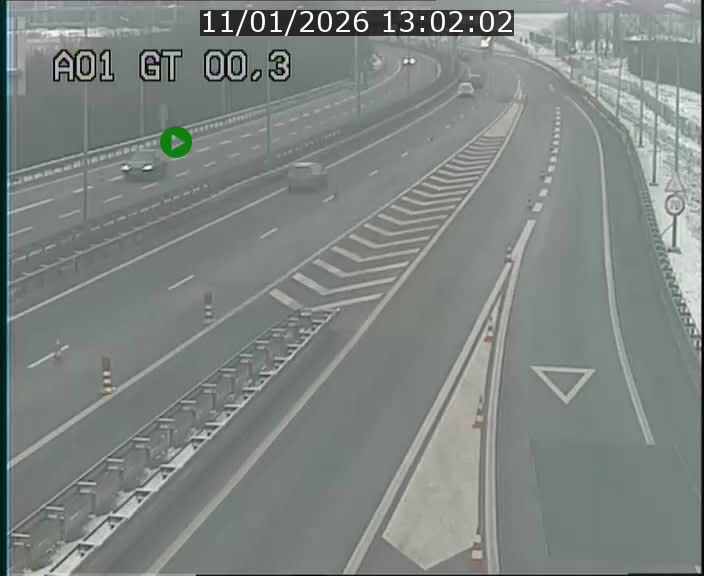 <h2>Traffic live webcam Luxembourg Croix de Gasperich - A1 direction Kirchberg - BK 0.3</h2>