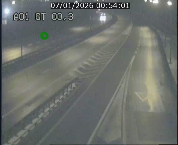 <h2>Traffic live webcam Luxembourg Croix de Gasperich - A1 direction Kirchberg - BK 0.3</h2>
