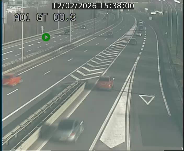 <h2>Traffic live webcam Luxembourg Croix de Gasperich - A1 direction Kirchberg - BK 0.3</h2>