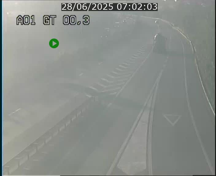 <h2>Traffic live webcam Luxembourg Croix de Gasperich - A1 direction Kirchberg - BK 0.3</h2>
