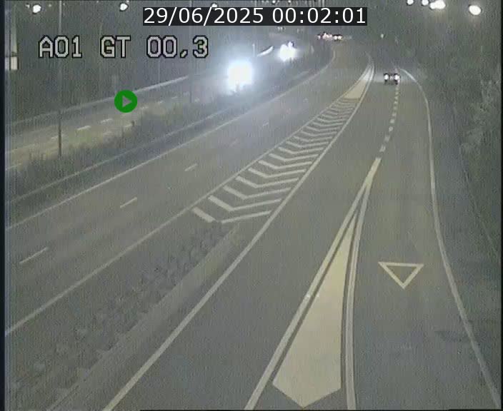 <h2>Traffic live webcam Luxembourg Croix de Gasperich - A1 direction Kirchberg - BK 0.3</h2>
