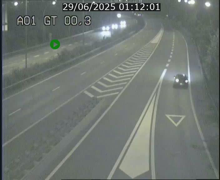 <h2>Traffic live webcam Luxembourg Croix de Gasperich - A1 direction Kirchberg - BK 0.3</h2>