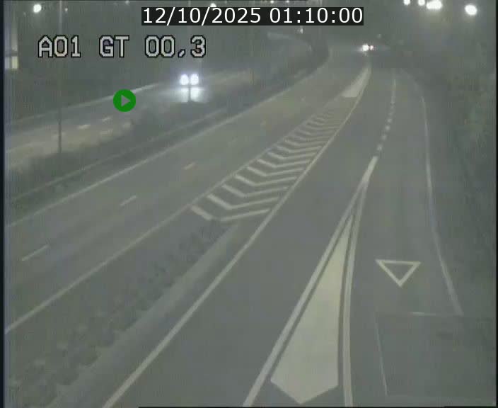 <h2>Traffic live webcam Luxembourg Croix de Gasperich - A1 direction Kirchberg - BK 0.3</h2>
