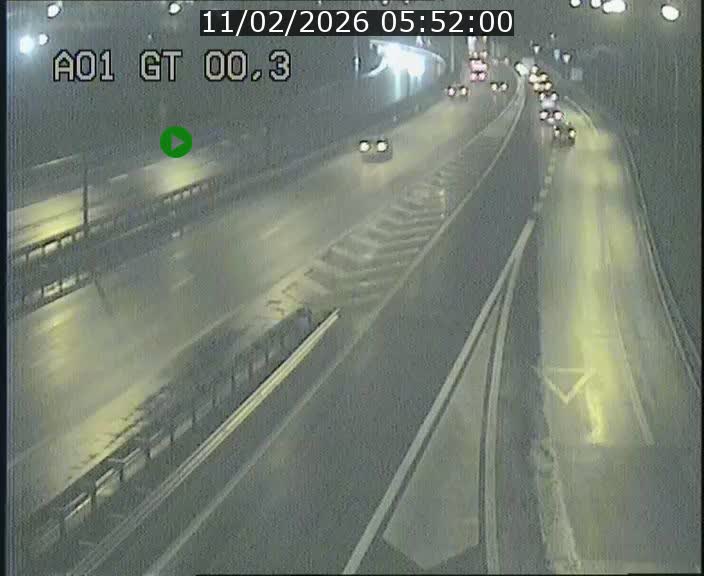 <h2>Traffic live webcam Luxembourg Croix de Gasperich - A1 direction Kirchberg - BK 0.3</h2>