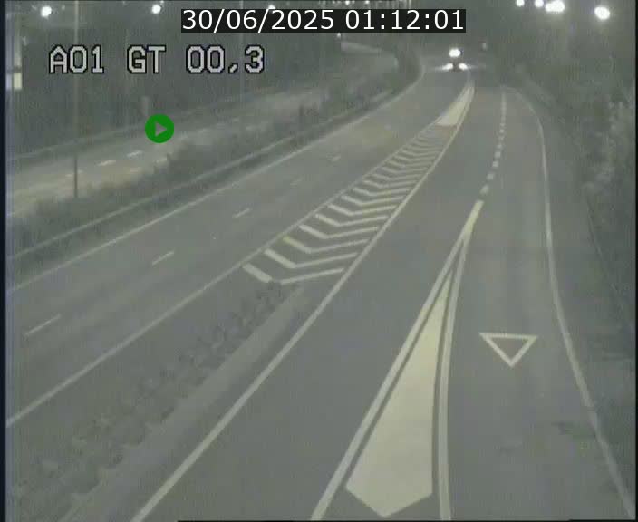 <h2>Traffic live webcam Luxembourg Croix de Gasperich - A1 direction Kirchberg - BK 0.3</h2>