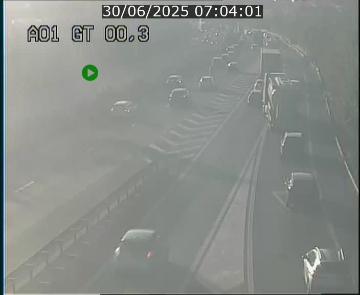 <h2>Traffic live webcam Luxembourg Croix de Gasperich - A1 direction Kirchberg - BK 0.3</h2>