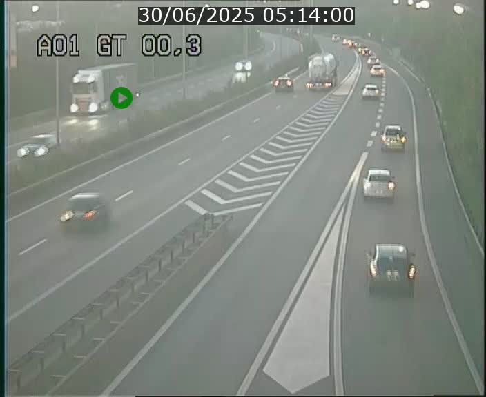 <h2>Traffic live webcam Luxembourg Croix de Gasperich - A1 direction Kirchberg - BK 0.3</h2>