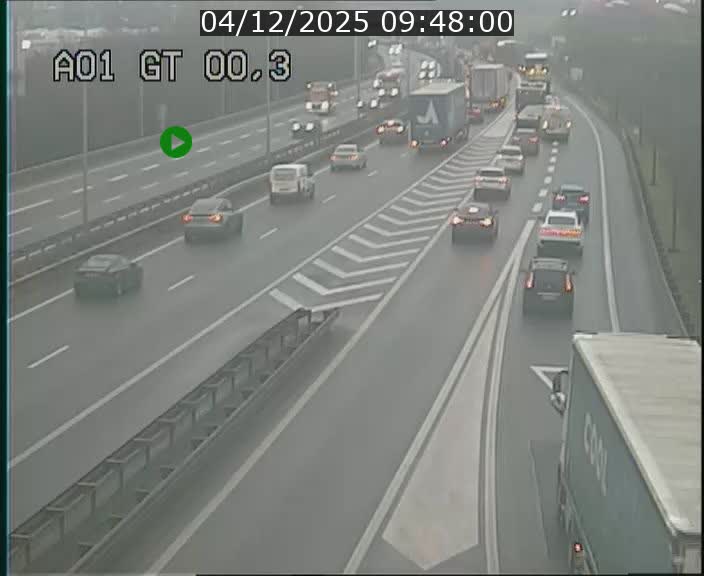 <h2>Traffic live webcam Luxembourg Croix de Gasperich - A1 direction Kirchberg - BK 0.3</h2>