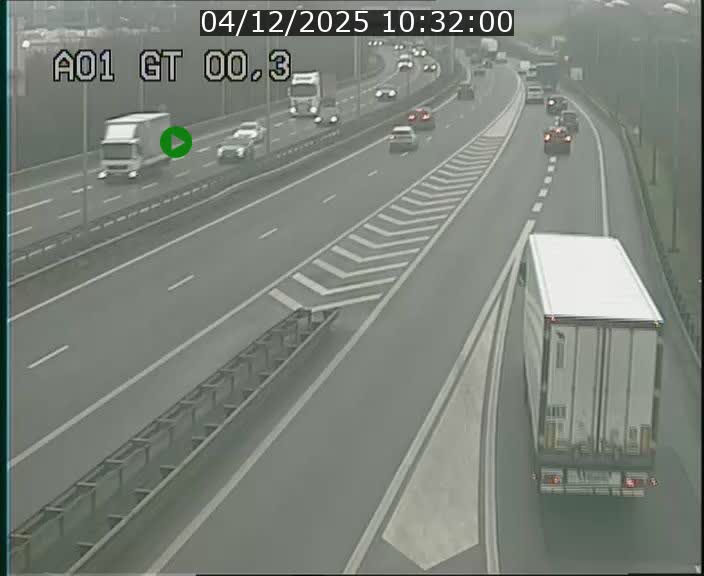 <h2>Traffic live webcam Luxembourg Croix de Gasperich - A1 direction Kirchberg - BK 0.3</h2>