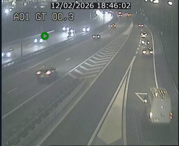 <h2>Traffic live webcam Luxembourg Croix de Gasperich - A1 direction Kirchberg - BK 0.3</h2>