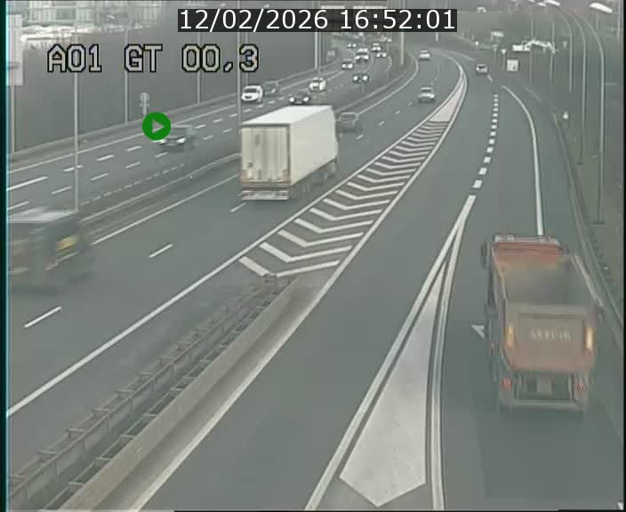 <h2>Traffic live webcam Luxembourg Croix de Gasperich - A1 direction Kirchberg - BK 0.3</h2>