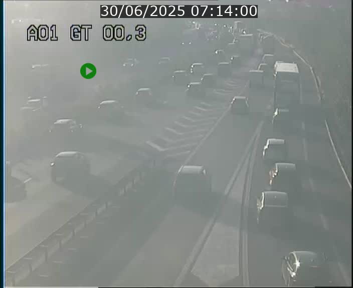 <h2>Traffic live webcam Luxembourg Croix de Gasperich - A1 direction Kirchberg - BK 0.3</h2>