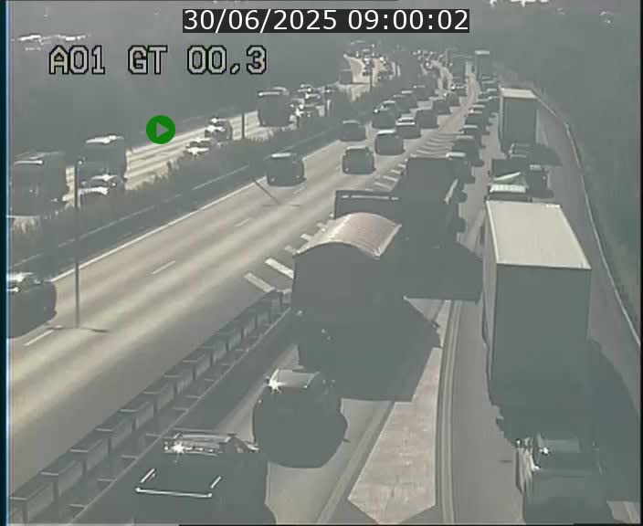 <h2>Traffic live webcam Luxembourg Croix de Gasperich - A1 direction Kirchberg - BK 0.3</h2>