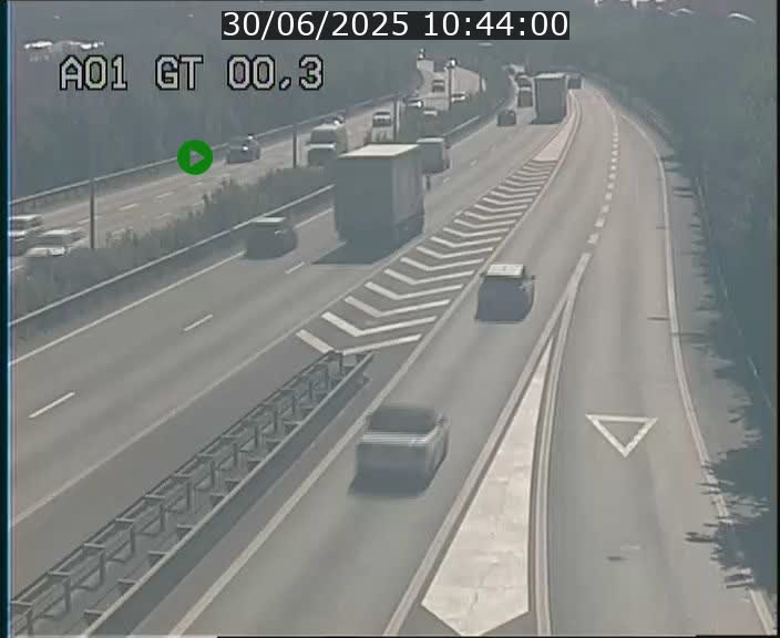 <h2>Traffic live webcam Luxembourg Croix de Gasperich - A1 direction Kirchberg - BK 0.3</h2>