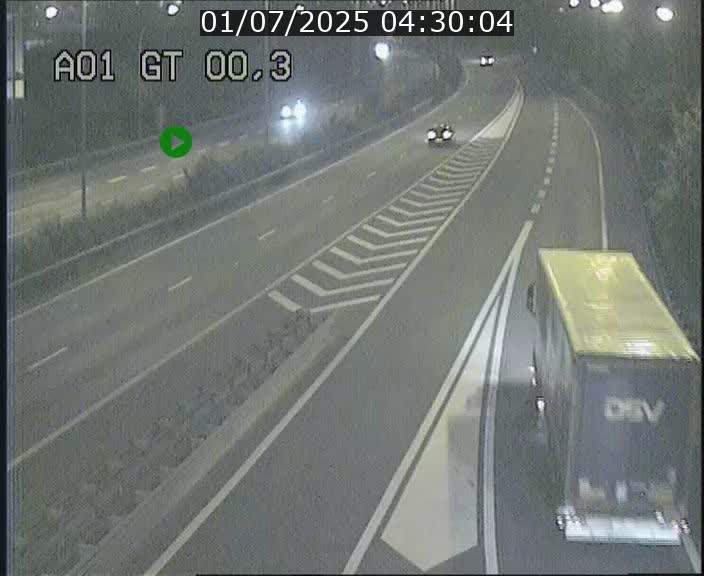 <h2>Traffic live webcam Luxembourg Croix de Gasperich - A1 direction Kirchberg - BK 0.3</h2>
