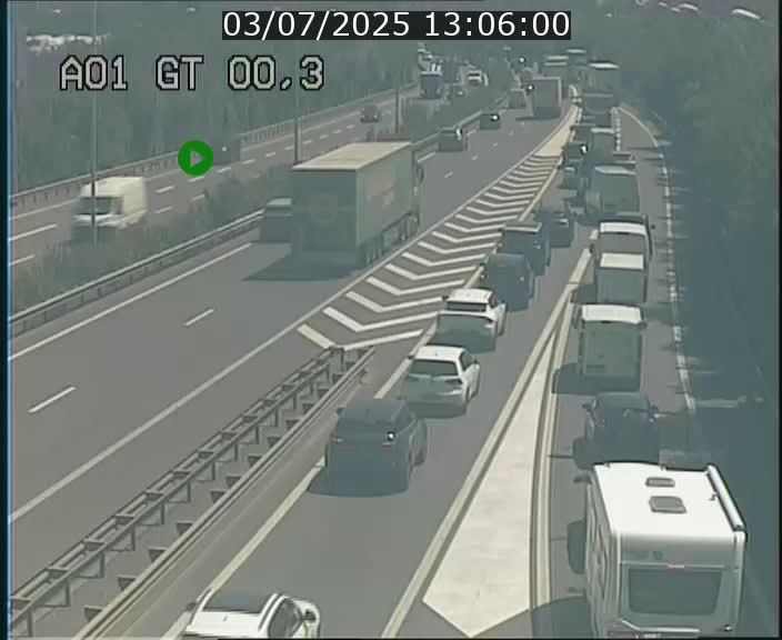 <h2>Traffic live webcam Luxembourg Croix de Gasperich - A1 direction Kirchberg - BK 0.3</h2>