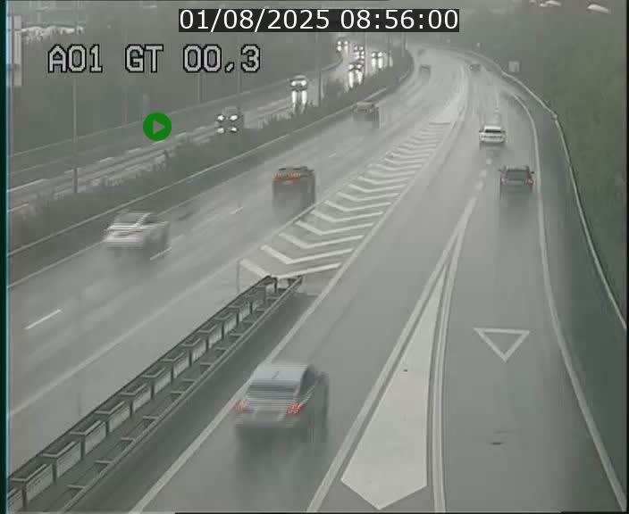 <h2>Traffic live webcam Luxembourg Croix de Gasperich - A1 direction Kirchberg - BK 0.3</h2>