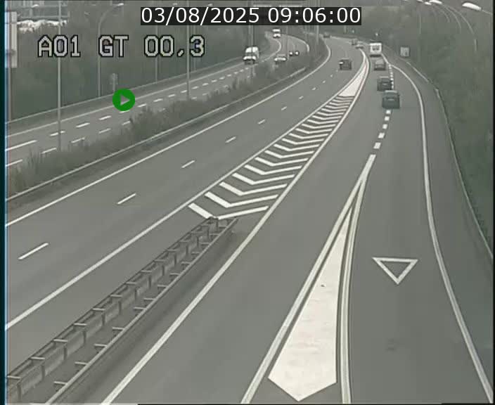 <h2>Traffic live webcam Luxembourg Croix de Gasperich - A1 direction Kirchberg - BK 0.3</h2>