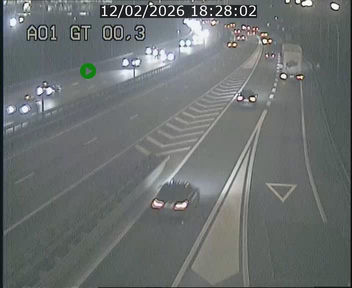 <h2>Traffic live webcam Luxembourg Croix de Gasperich - A1 direction Kirchberg - BK 0.3</h2>