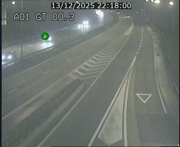 <h2>Traffic live webcam Luxembourg Croix de Gasperich - A1 direction Kirchberg - BK 0.3</h2>