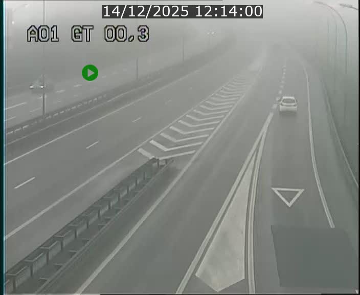 <h2>Traffic live webcam Luxembourg Croix de Gasperich - A1 direction Kirchberg - BK 0.3</h2>