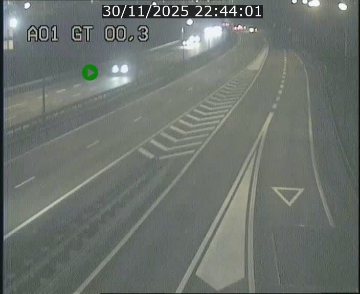 <h2>Traffic live webcam Luxembourg Croix de Gasperich - A1 direction Kirchberg - BK 0.3</h2>