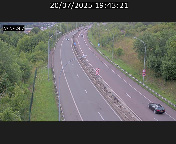 Caméra trafic Luxembourg - A7, Schieren direction Mersch