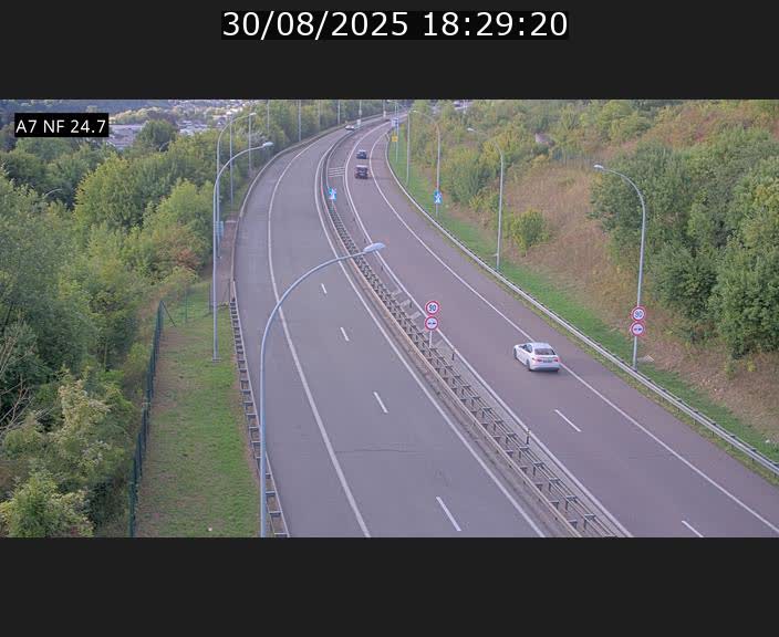 Caméra trafic Luxembourg - A7, Schieren direction Mersch