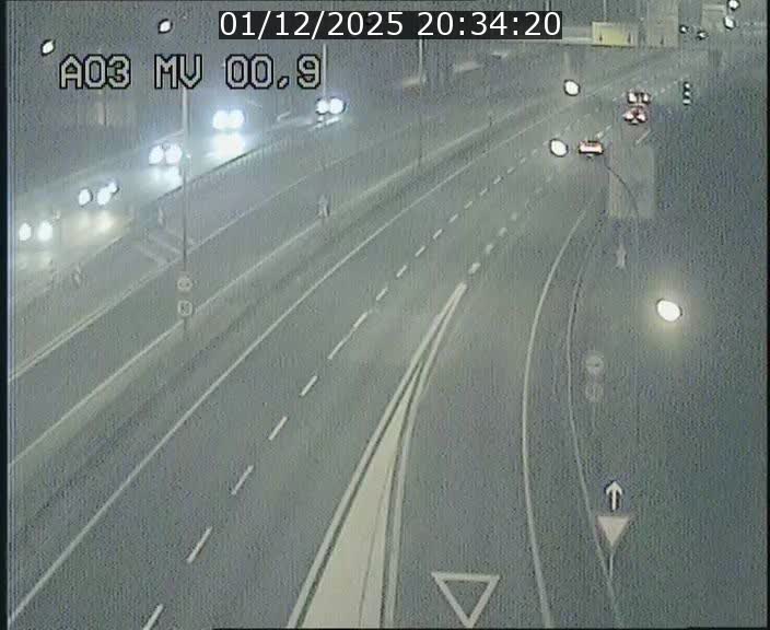 <h2>Traffic live webcam Luxembourg Croix de Gasperich - A3 - BK 0.4 - direction Luxembourg</h2>