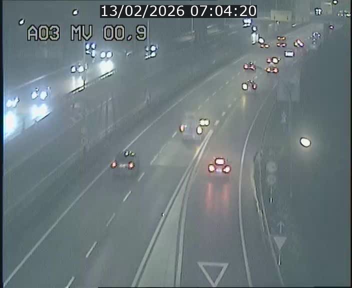 <h2>Traffic live webcam Luxembourg Croix de Gasperich - A3 - BK 0.4 - direction Luxembourg</h2>