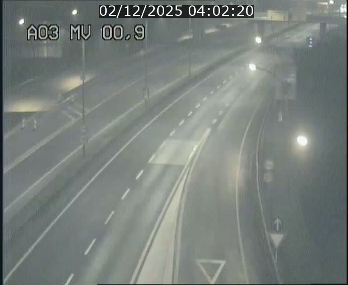 <h2>Traffic live webcam Luxembourg Croix de Gasperich - A3 - BK 0.4 - direction Luxembourg</h2>