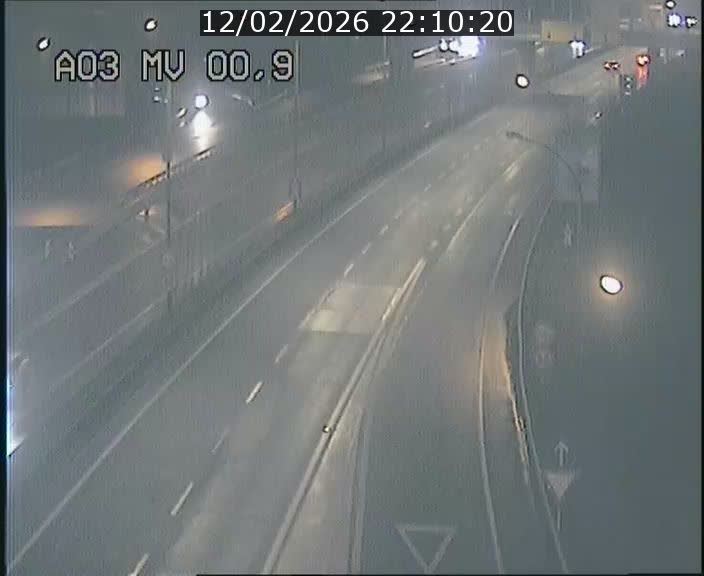 <h2>Traffic live webcam Luxembourg Croix de Gasperich - A3 - BK 0.4 - direction Luxembourg</h2>