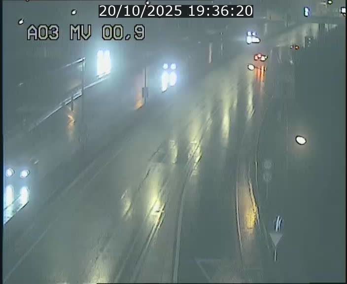 <h2>Traffic live webcam Luxembourg Croix de Gasperich - A3 - BK 0.4 - direction Luxembourg</h2>