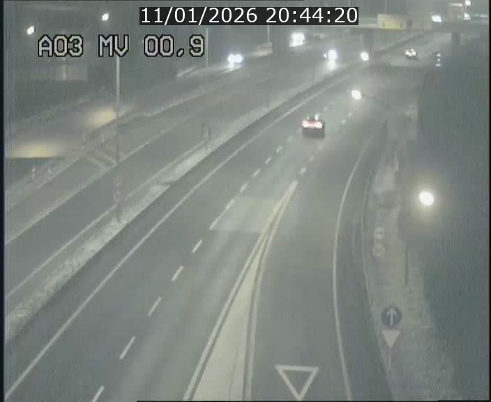 <h2>Traffic live webcam Luxembourg Croix de Gasperich - A3 - BK 0.4 - direction Luxembourg</h2>