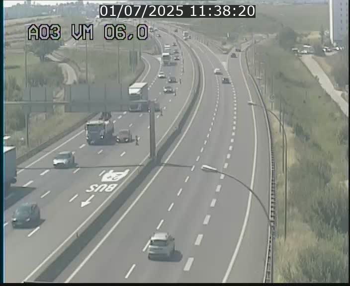 <h2>Traffic live webcam Luxembourg Aire de Berchem - A3 - BK 6 - direction France</h2>
