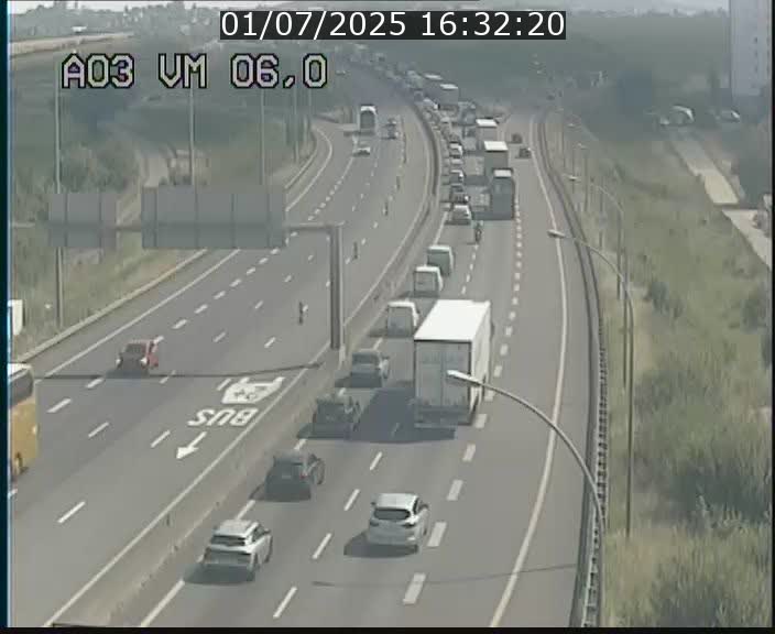 <h2>Traffic live webcam Luxembourg Aire de Berchem - A3 - BK 6 - direction France</h2>