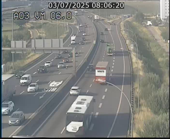 <h2>Traffic live webcam Luxembourg Aire de Berchem - A3 - BK 6 - direction France</h2>