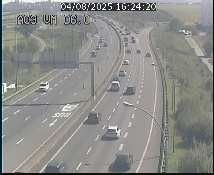 <h2>Traffic live webcam Luxembourg Aire de Berchem - A3 - BK 6 - direction France</h2>
