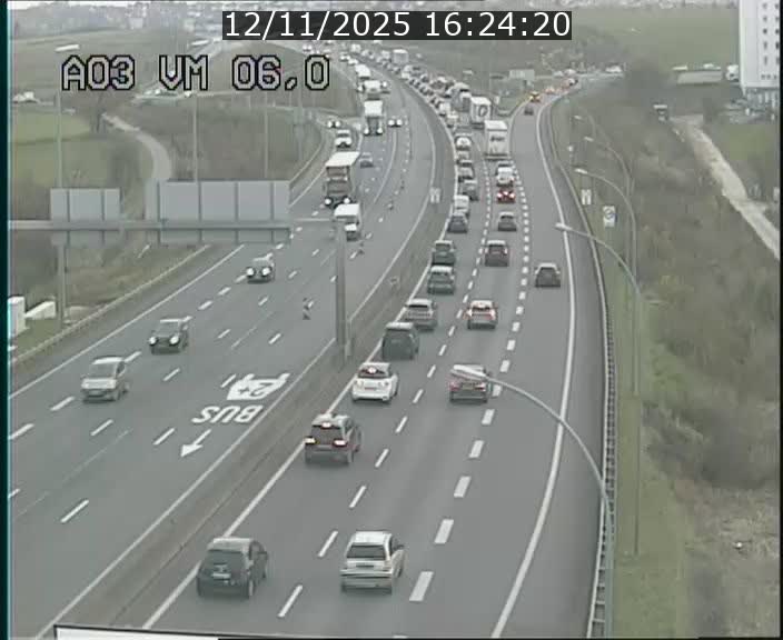 <h2>Traffic live webcam Luxembourg Aire de Berchem - A3 - BK 6 - direction France</h2>