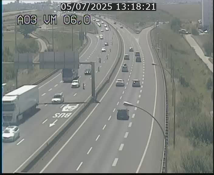 <h2>Traffic live webcam Luxembourg Aire de Berchem - A3 - BK 6 - direction France</h2>