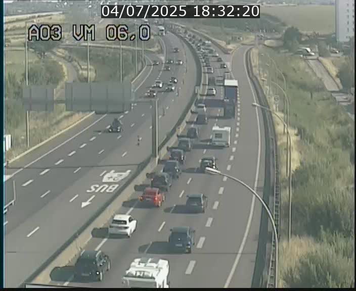 <h2>Traffic live webcam Luxembourg Aire de Berchem - A3 - BK 6 - direction France</h2>