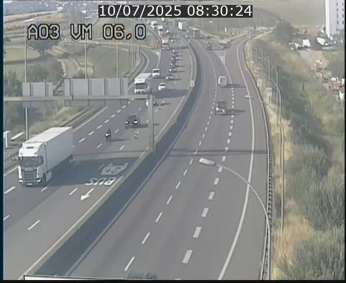 <h2>Traffic live webcam Luxembourg Aire de Berchem - A3 - BK 6 - direction France</h2>